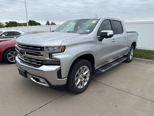 Silver Ice Metallic 2019 Chevrolet Silverado 1500 LTZ
