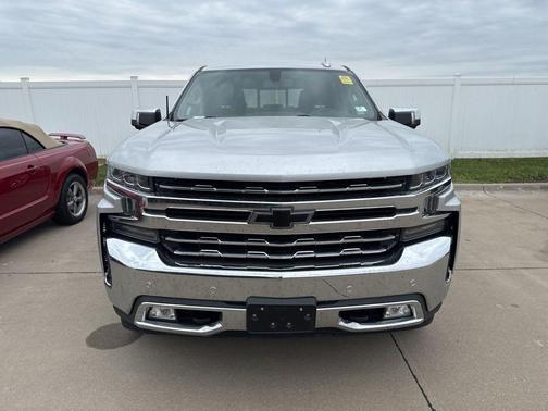 Silver Ice Metallic 2019 Chevrolet Silverado 1500 LTZ
