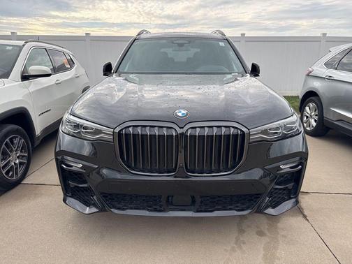 2022 BMW X7 xDrive40i
