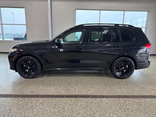 2022 BMW X7 xDrive40i