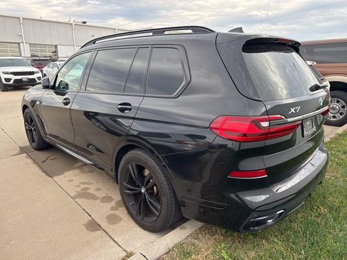 2022 BMW X7 xDrive40i