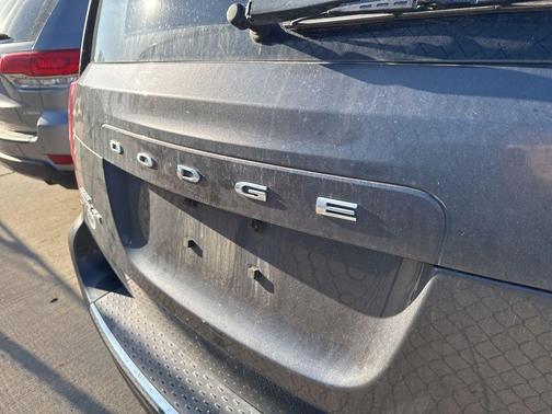 Granite Crystal Metallic Clearcoat 2014 Dodge Grand Caravan AVP/SE