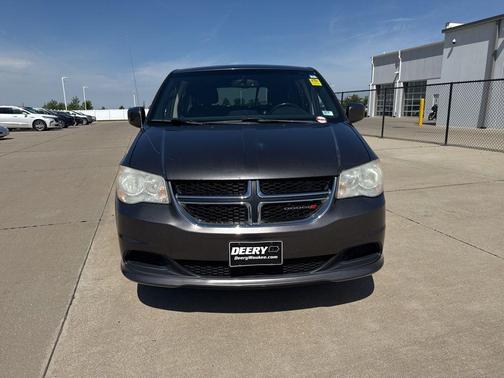 Granite Crystal Metallic Clearcoat 2014 Dodge Grand Caravan AVP/SE