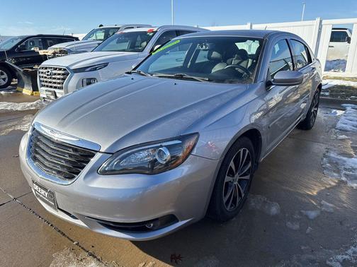 2013 Chrysler 200 Limited