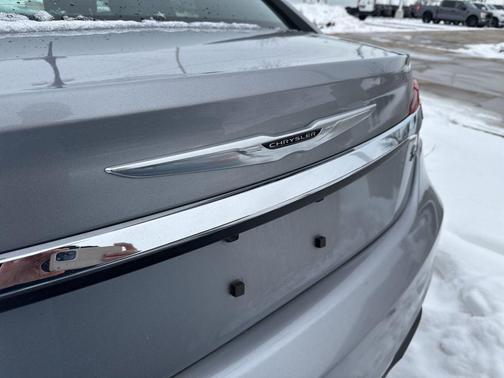 2013 Chrysler 200 Limited