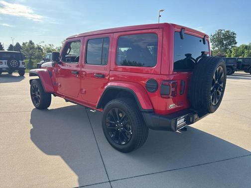 Firecracker Red Clearcoat 2025 Jeep Wrangler 4xe Sahara