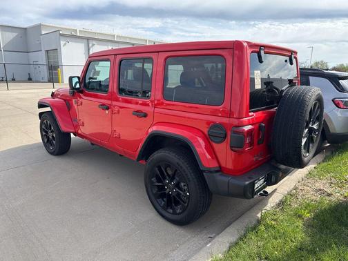 Firecracker Red Clearcoat 2025 Jeep Wrangler 4xe Sahara