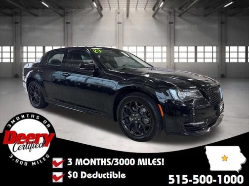 2023 Chrysler 300 Touring