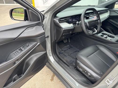 Sting-Gray Clearcoat 2026 Jeep Cherokee Limited