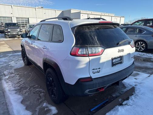 2020 Jeep Cherokee Trailhawk