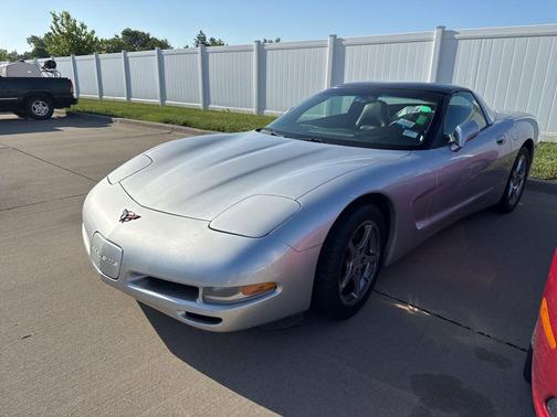 Galaxy Silver Metallic 2001 Chevrolet Corvette Base