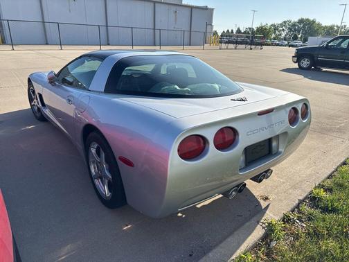 Galaxy Silver Metallic 2001 Chevrolet Corvette Base