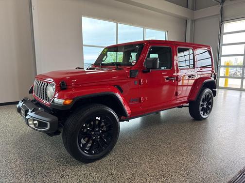 Firecracker Red Clearcoat 2025 Jeep Wrangler 4xe Sahara