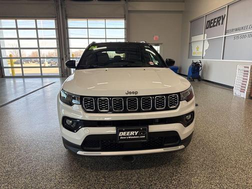 Bright White Clearcoat 2024 Jeep Compass Limited