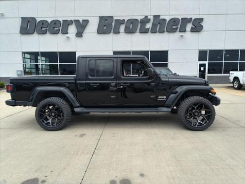 2021 Jeep Gladiator Overland