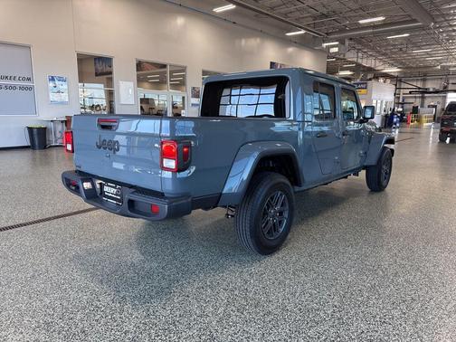 2025 Jeep Gladiator Sport S
