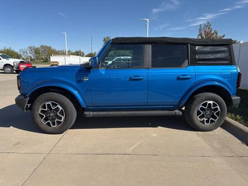 2022 Ford Bronco Outer Banks