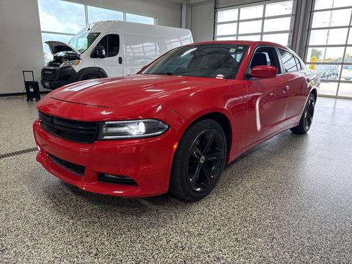 2018 Dodge Charger V6