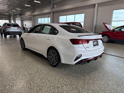 2022 Kia Forte GT