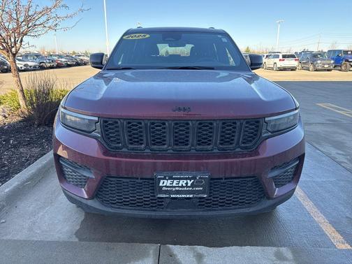 2025 Jeep Grand Cherokee Altitude