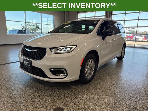 2026 Chrysler Pacifica L