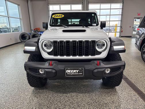 Bright White Clearcoat 2026 Jeep Wrangler Rubicon