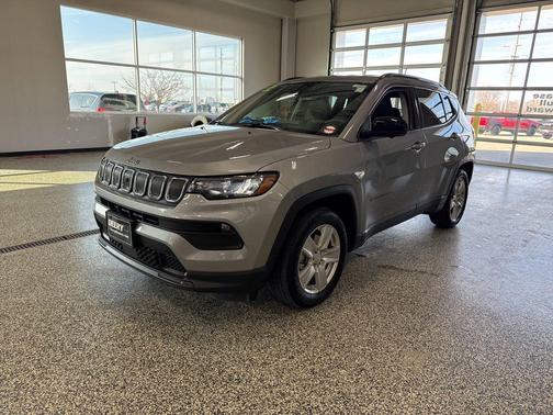 2022 Jeep Compass Latitude