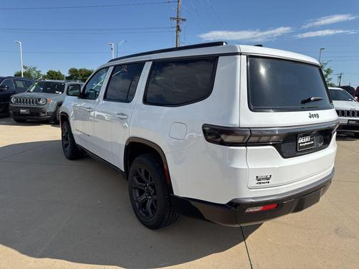 Bright White Clearcoat 2026 Jeep Grand Wagoneer Limited Altitude