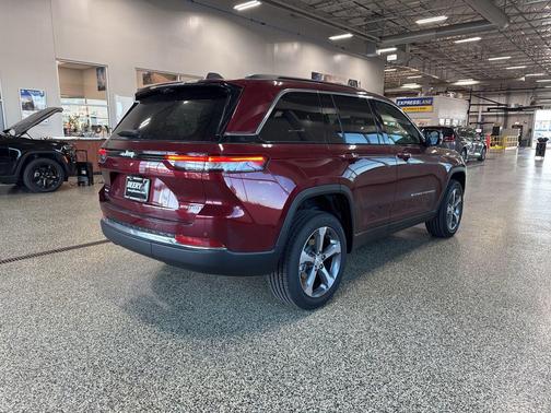 2025 Jeep Grand Cherokee Limited