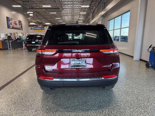 2025 Jeep Grand Cherokee Limited