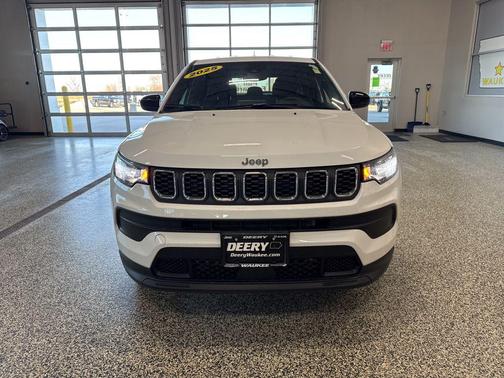 2025 Jeep Compass Sport