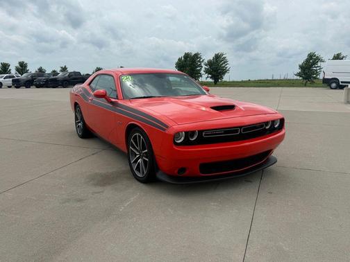 Go Mango! 2023 Dodge Challenger R/T