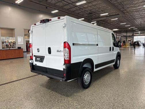 2025 RAM ProMaster 1500 Low Roof