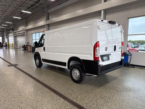 2025 RAM ProMaster 1500 Low Roof