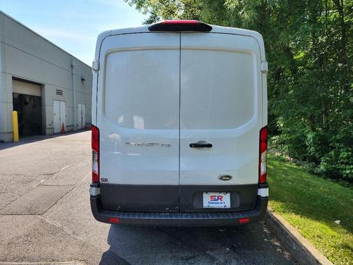 2022 Ford Transit-250 Base