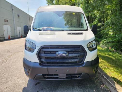 2022 Ford Transit-250 Base