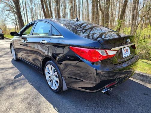 2013 Hyundai SONATA SE