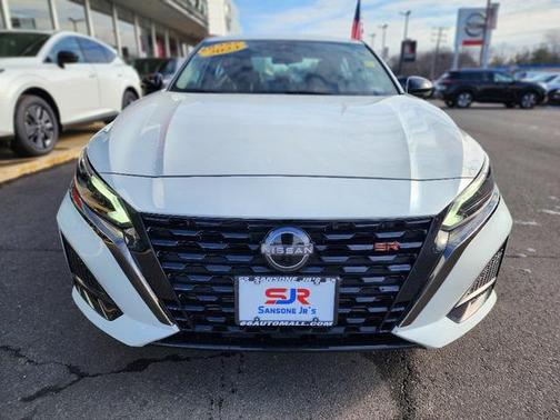 2023 Nissan Altima 2.0 SR