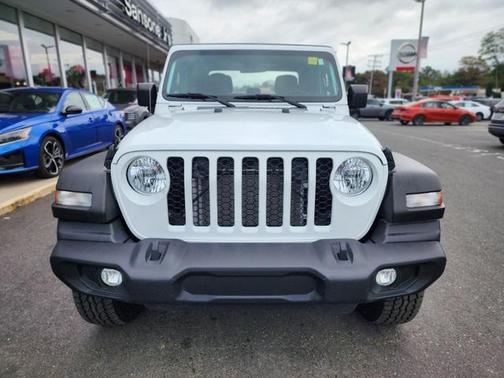 2021 Jeep Gladiator Sport