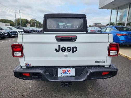 2021 Jeep Gladiator Sport