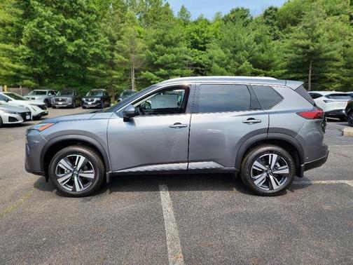 2025 Nissan Rogue SL