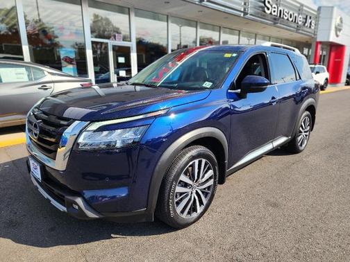 2022 Nissan Pathfinder Platinum