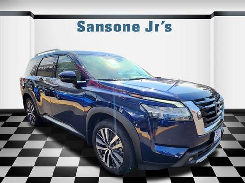2022 Nissan Pathfinder Platinum