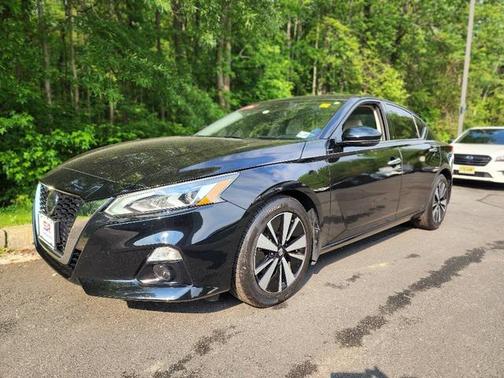 2022 Nissan Altima 2.5 SL