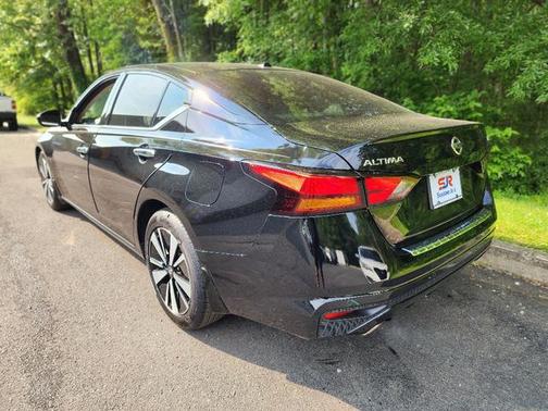 2022 Nissan Altima 2.5 SL
