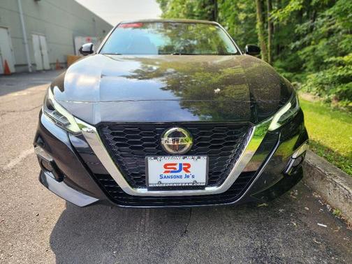 2022 Nissan Altima 2.5 SL