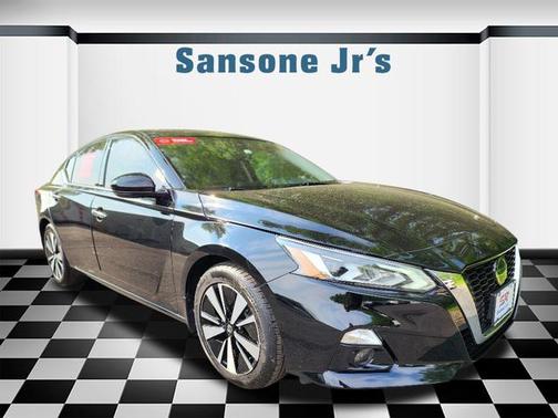 2022 Nissan Altima 2.5 SL