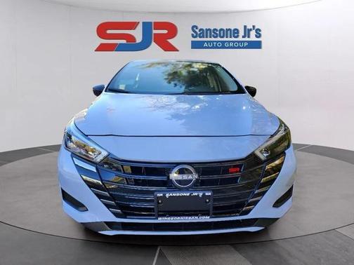 2025 Nissan Versa 1.6 SR