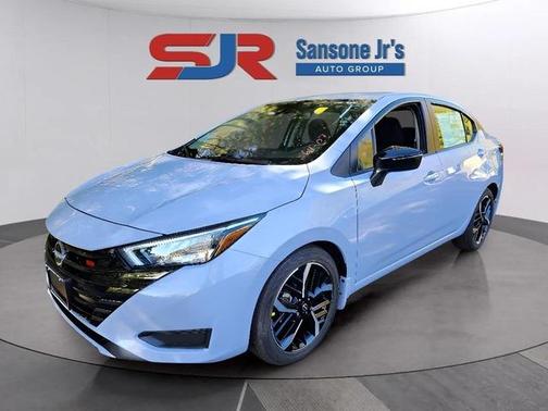 2025 Nissan Versa 1.6 SR