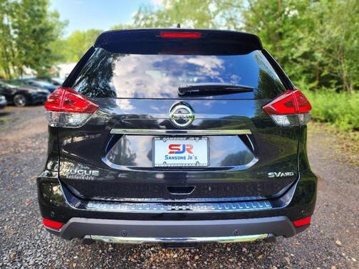 2020 Nissan Rogue SV